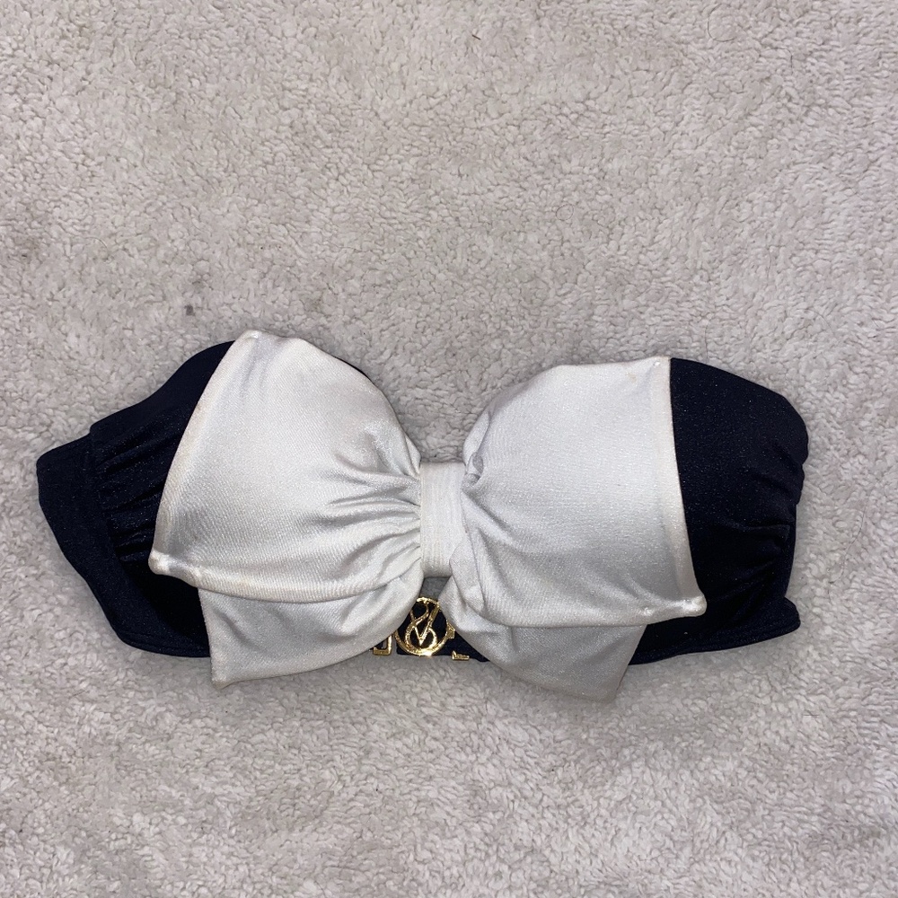 Victoria’s Secret Bathing Suit Top